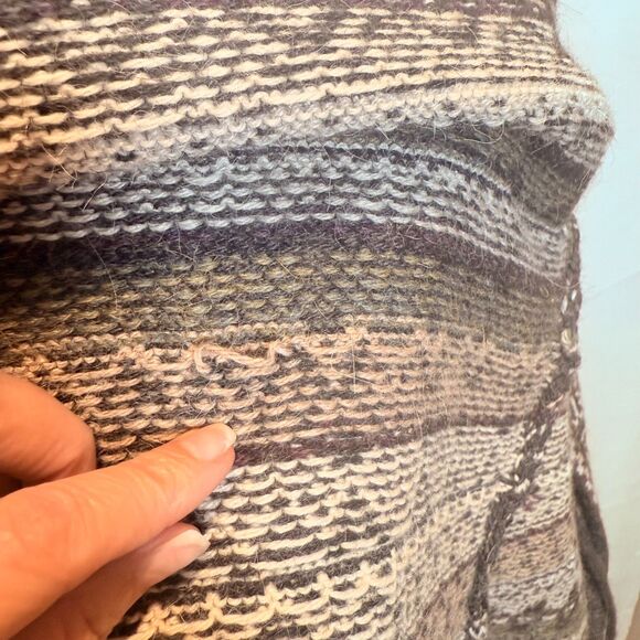 Indigenous One Weave Alpaca Wool Sweater with Front Tie Size Small - Picture 8 of 14